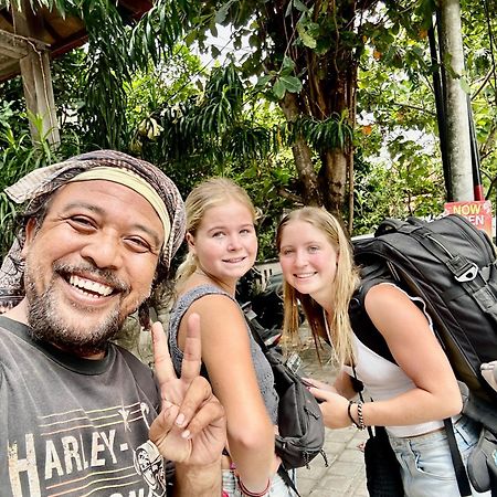Bali Telaga Hati Yoga Healing And Retreat Center Hostel サヌール 外观 照片