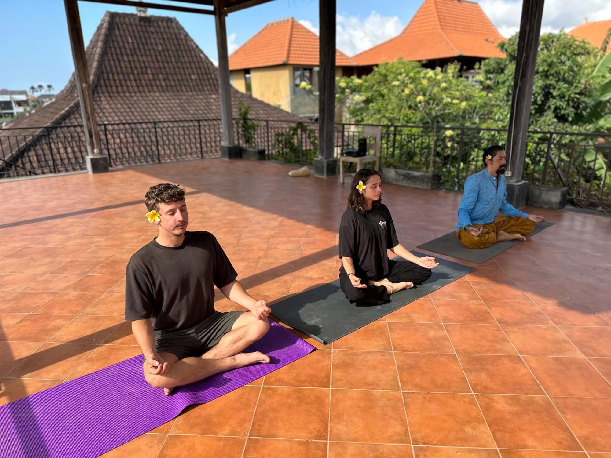Bali Telaga Hati Yoga Healing And Retreat Center Hostel サヌール 外观 照片