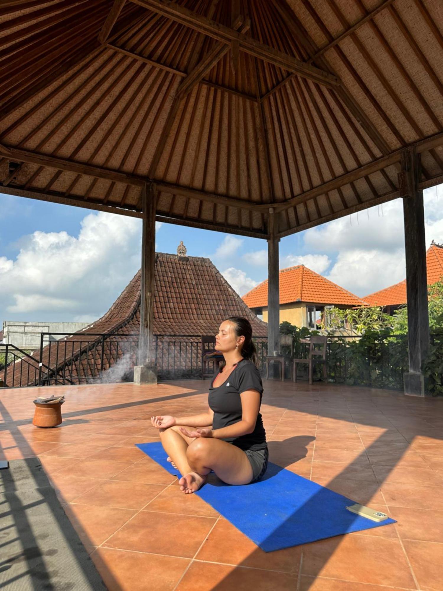 Bali Telaga Hati Yoga Healing And Retreat Center Hostel サヌール 外观 照片