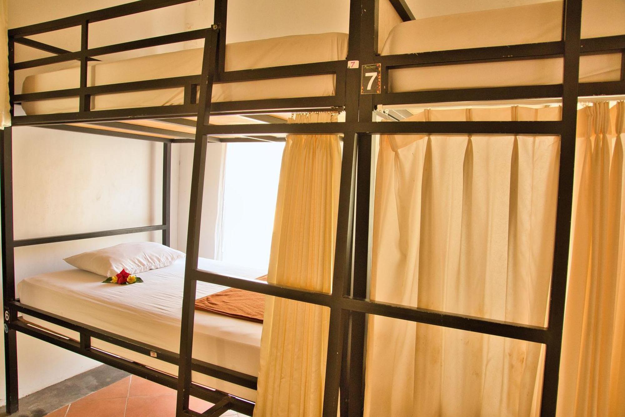 Bali Telaga Hati Yoga Healing And Retreat Center Hostel サヌール 外观 照片