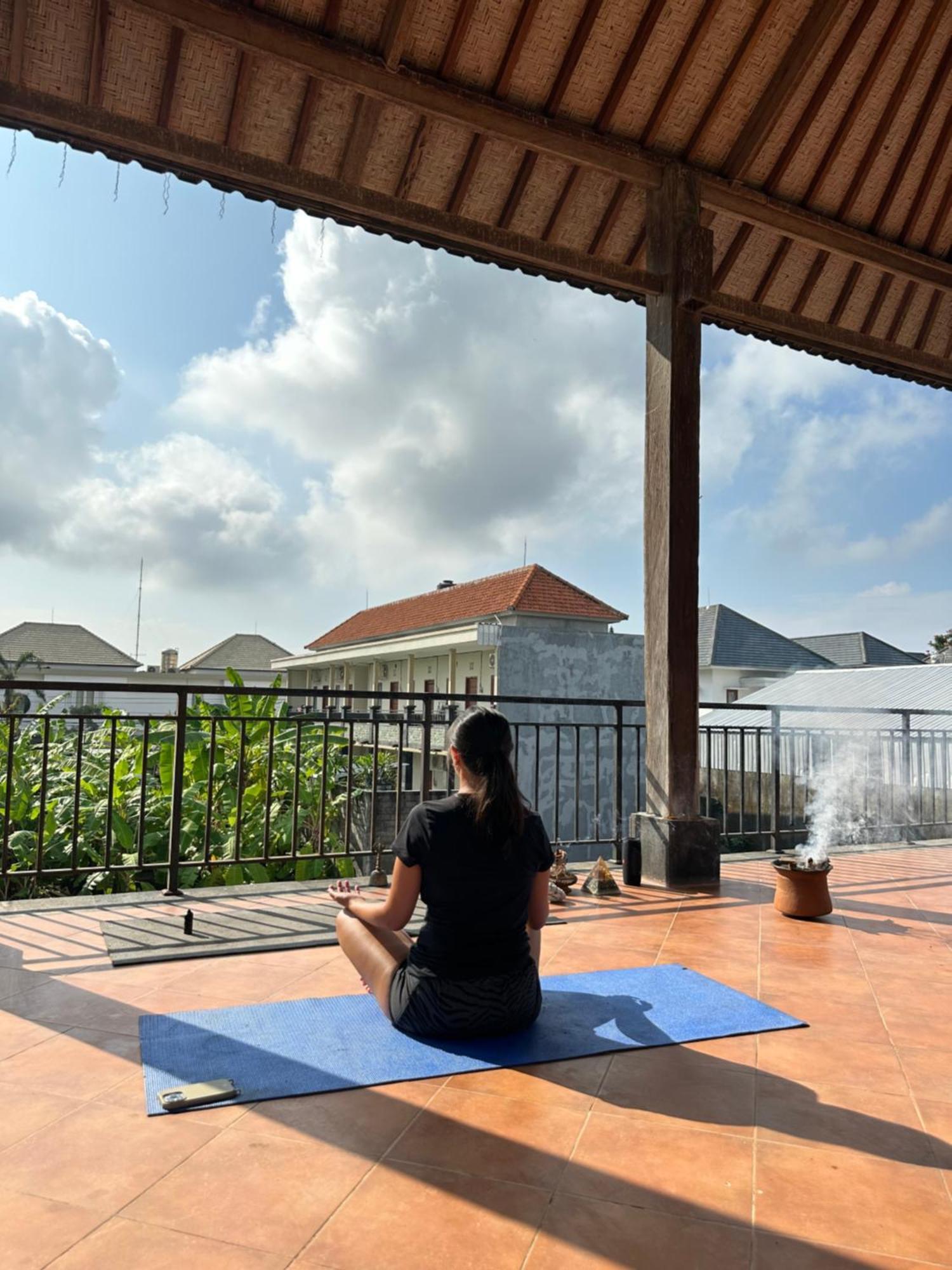 Bali Telaga Hati Yoga Healing And Retreat Center Hostel サヌール 外观 照片